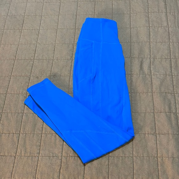 TYC ELECTRIC BLUE HEART BOOTY LEGGINGS - Picture 1 of 3